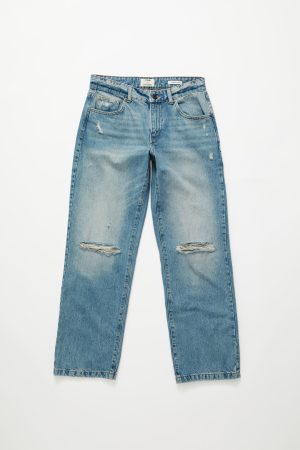 Low Rise Straight Jean