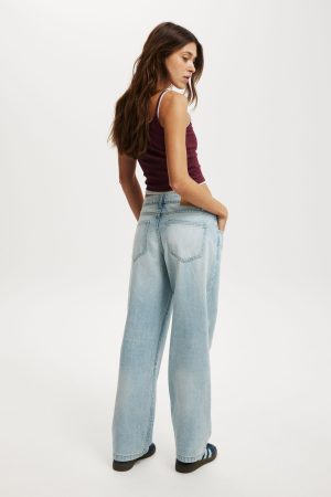 Low Rise Straight Jean