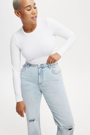 Curvy Stretch Straight Jean