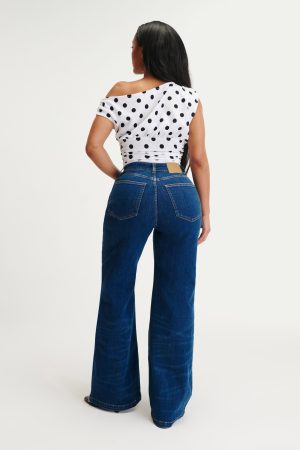 Curvy Stretch Wide Jean