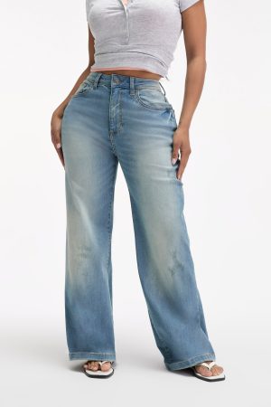 Curvy Stretch Wide Jean