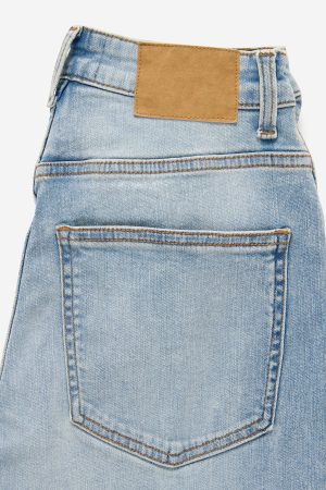 Curvy Stretch Wide Jean