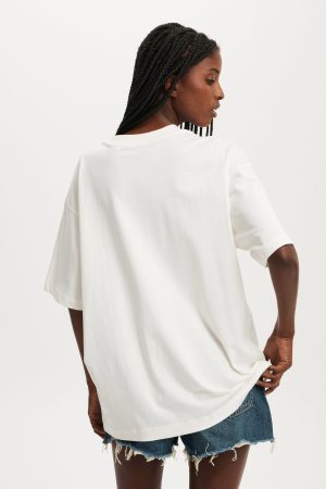 The Boxy Graphic Tee
