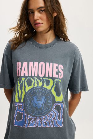 Biggie Boxy Graphic Tee