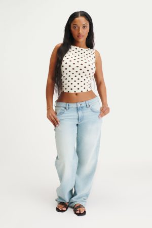 Curvy Low Rise Straight Jean