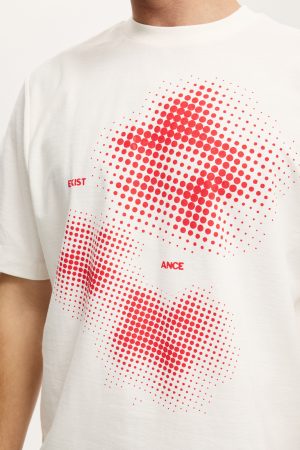 Cropped Fit Graphic T-Shirt