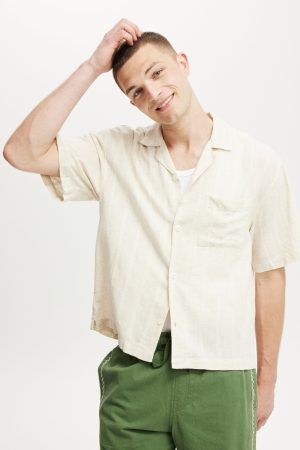 Box Fit Short Sleeve Shirt