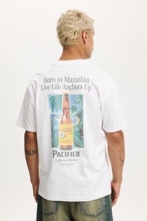 Loose Fit License T-Shirt