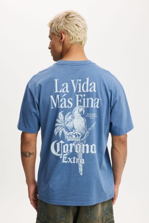 Loose Fit License T-Shirt