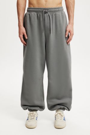 Super Baggy Cuffed Track Pant