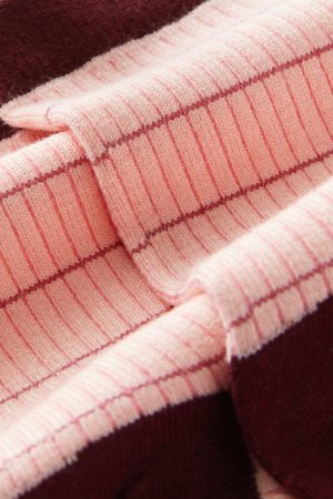 Grid Pattern Crew Sock