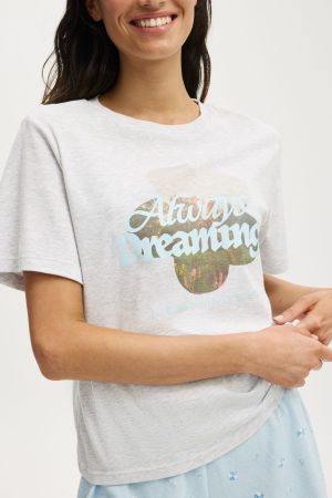Lounge Graphic Tee