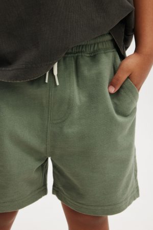 Henry Slouch Short