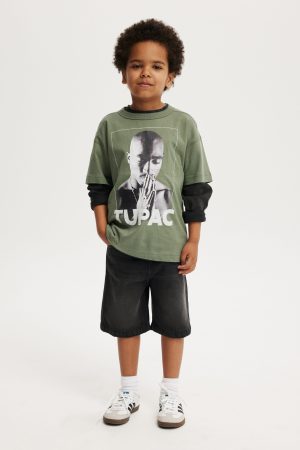 Black Panther Drop Shoulder Short Sleeve Tee