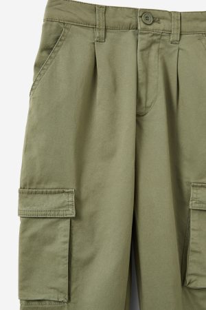 Pleat Front Cargo Pant