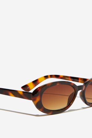 Ophelia Oval Sunglasses