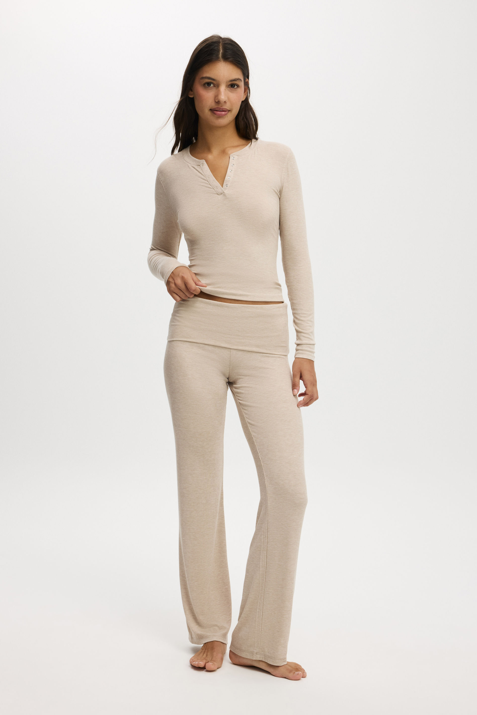 Airy Soft Roll Waist Pant