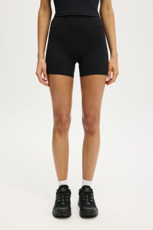 Ultra Soft Invisible Scrunch Shortie Short