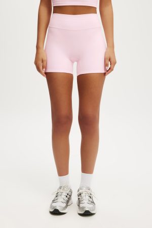 Ultra Soft Invisible Scrunch Shortie Short