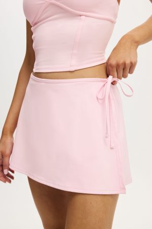 Active Wrap Skirt With Tie